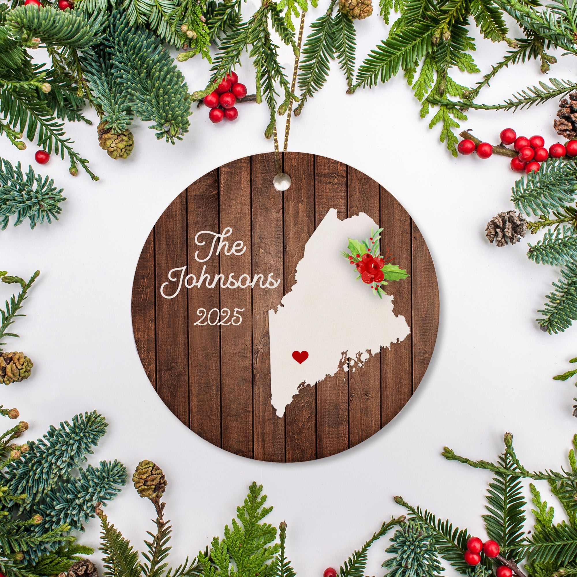 Maine state christmas ornament. Personalized with your name, city, and year. Ceramic keepsake ornament with a gold hanging string. Great for a college student, new home owners, just moved, or vacation memory