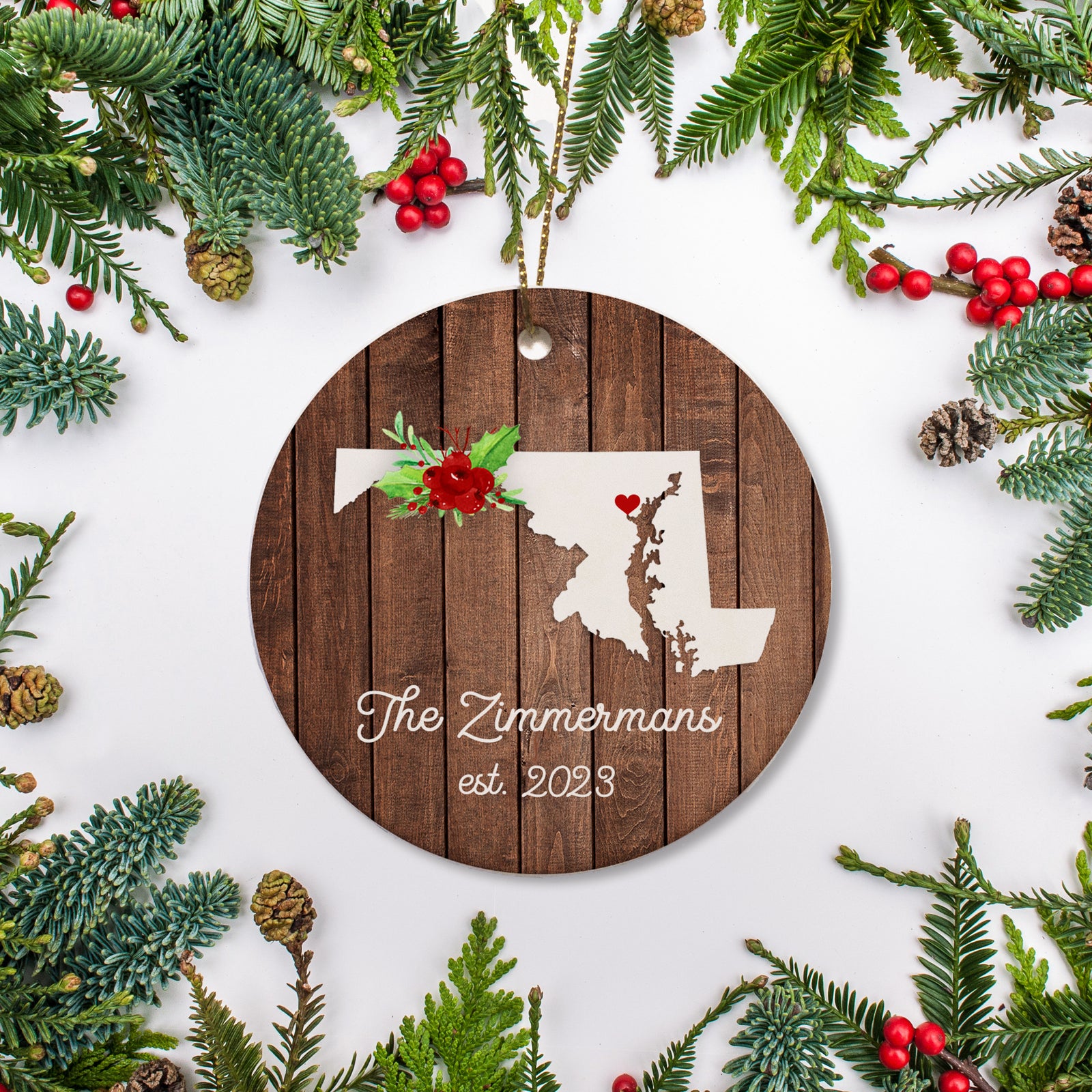 Maryland state christmas ornament. Personalized with your name, city, and year. Ceramic keepsake ornament with a gold hanging string. Great for a college student, new home owners, just moved, or vacation memory