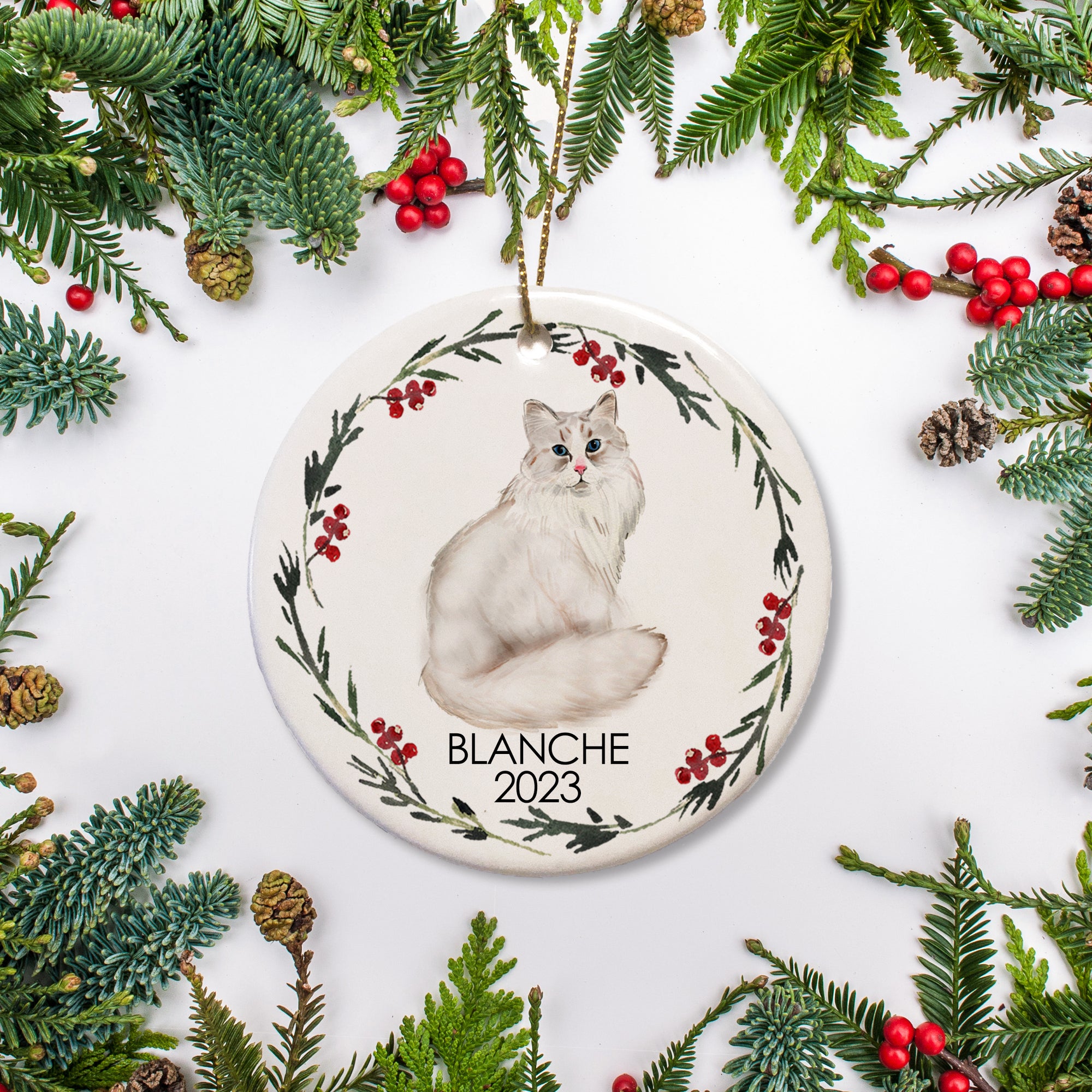 Personalized Christmas ornament - White Siberian Cat with surrounded by simple holy wreath with name and year of your choice. | PIPSY.COM