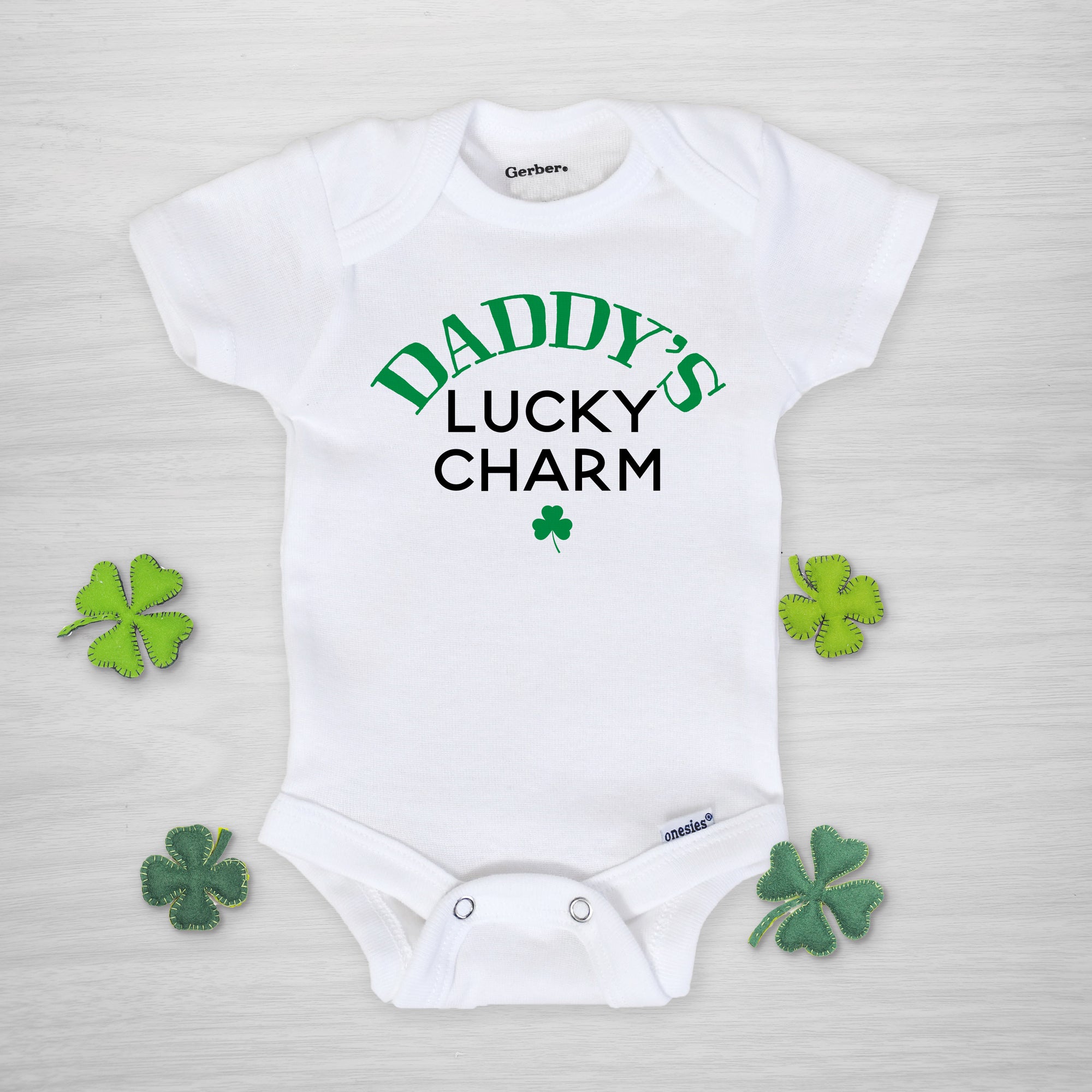 daddy's lucky charm onesie, short sleeved
