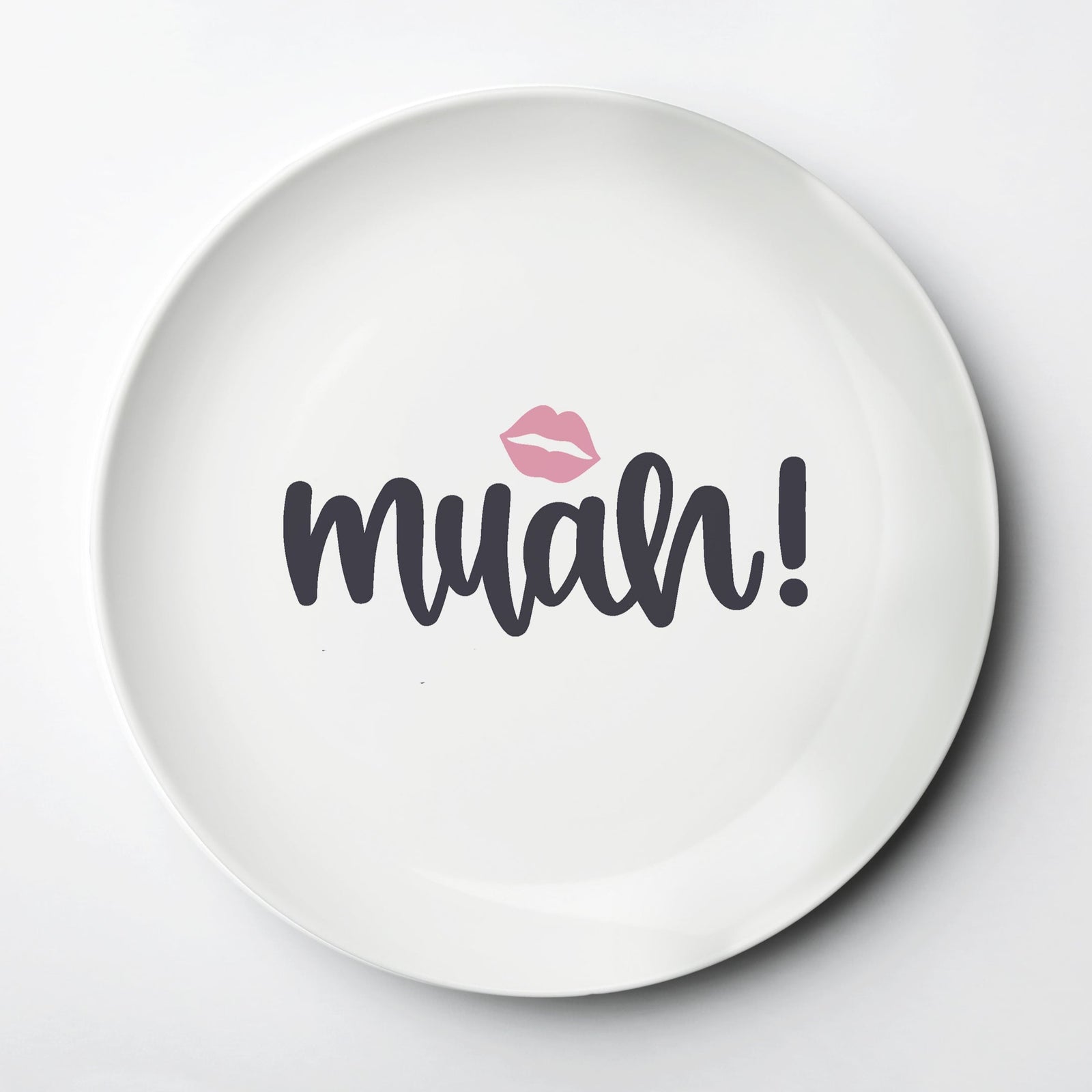 Valentine's Day kids plate, muah! ThermoSāf® kids reusable plate, microwave, dishwasher and oven safe.  Made in the USA, Pipsy.com
